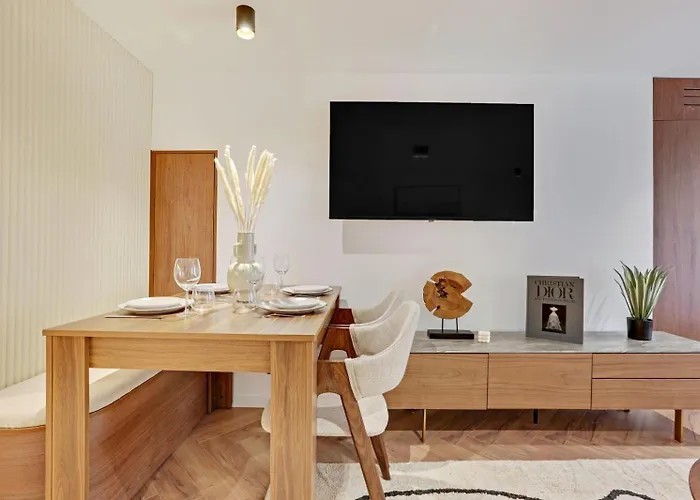 Haystia Elegant Near Opera Daire *